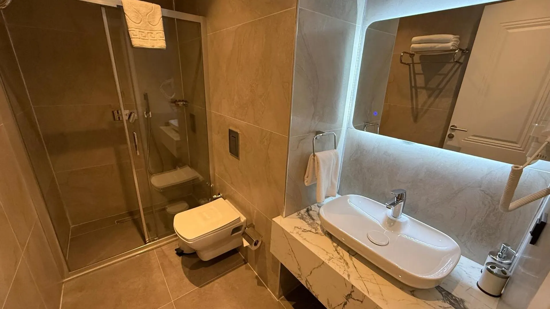 Center Port Hotel Karakoey Istanbul