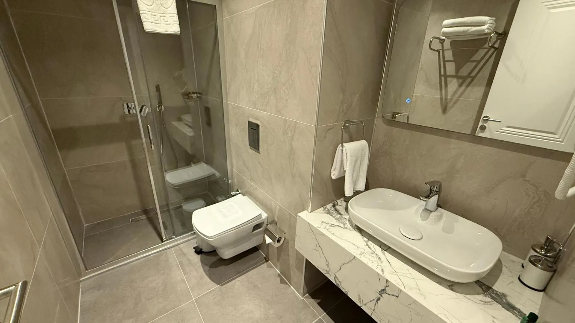 Center Port Hotel Karakoey Istanbul