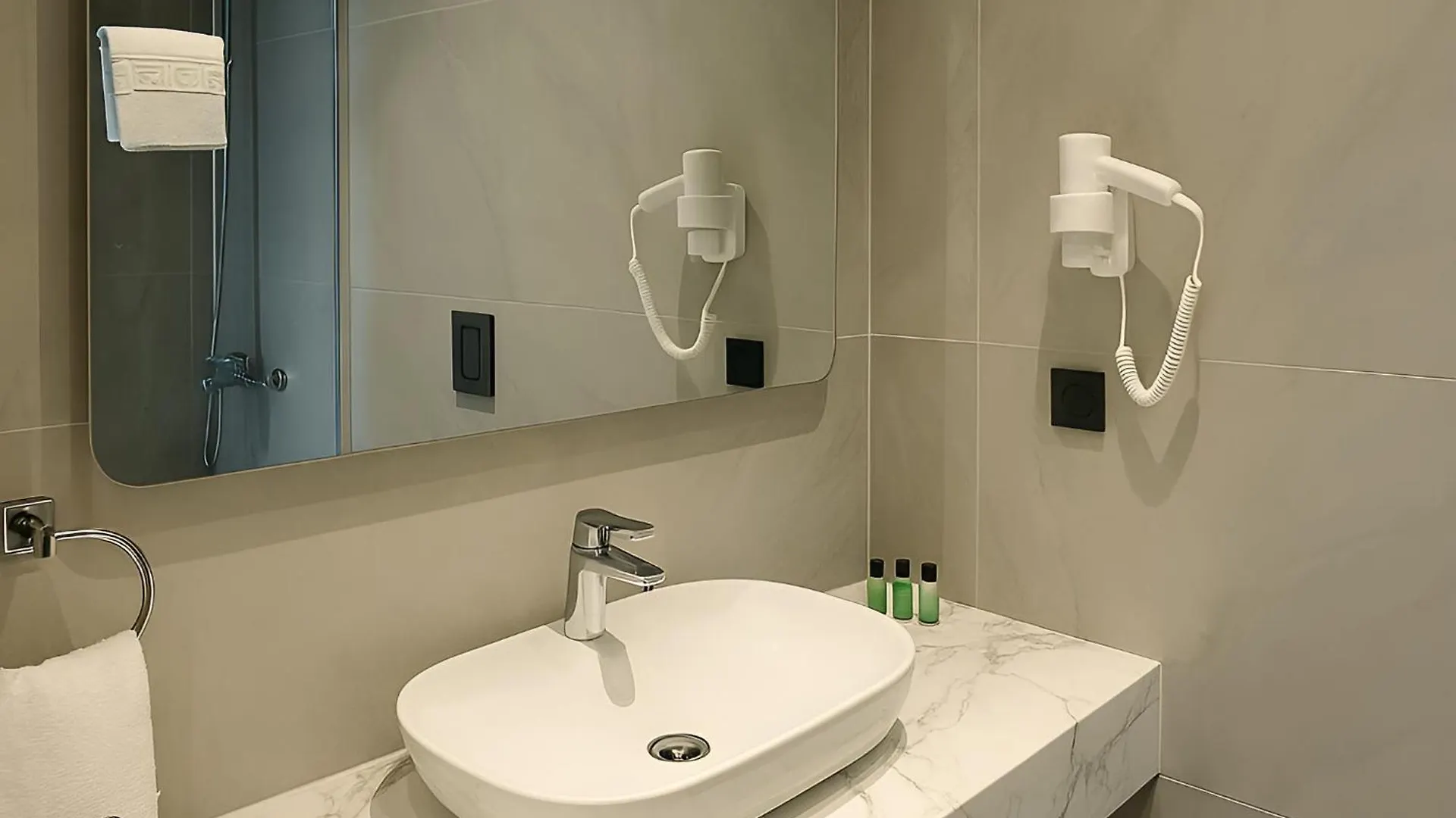 Center Port Hotel Karakoey Istanbul Turkey